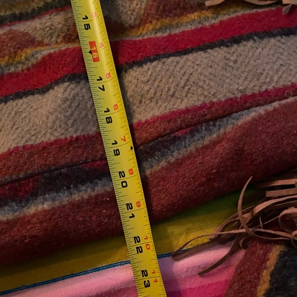 Pioneer wear vintage colorful southwestern print wool and suede fringe jacket - Picture 11 of 14